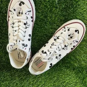Moa Concept | Shoes | Disney Moa Concept Master Collector